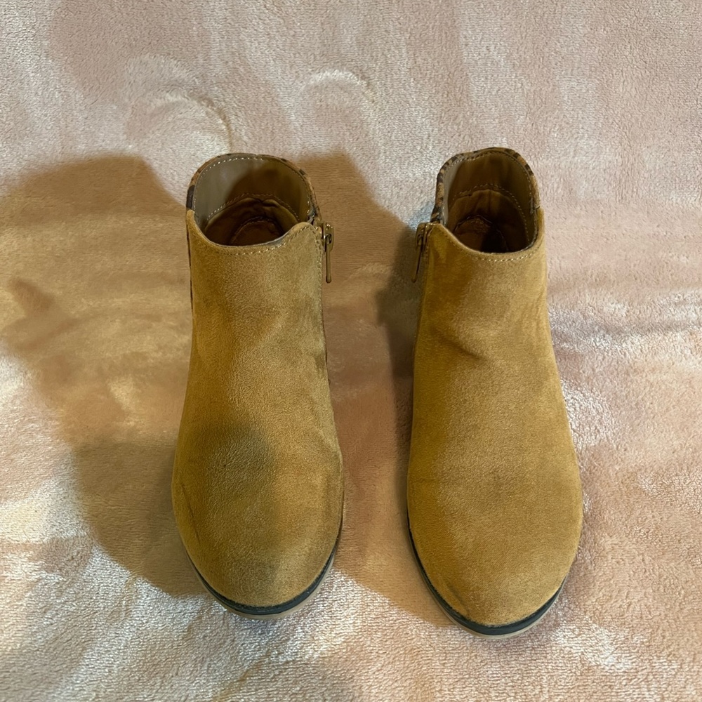 Cat and Jack Booties, Size 11, Two colors, Tan & and Cheetah Heal